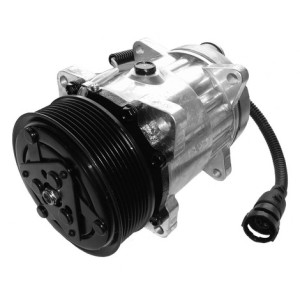 Air condition compressor with coupling