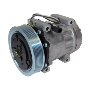 Air condition compressor with coupling